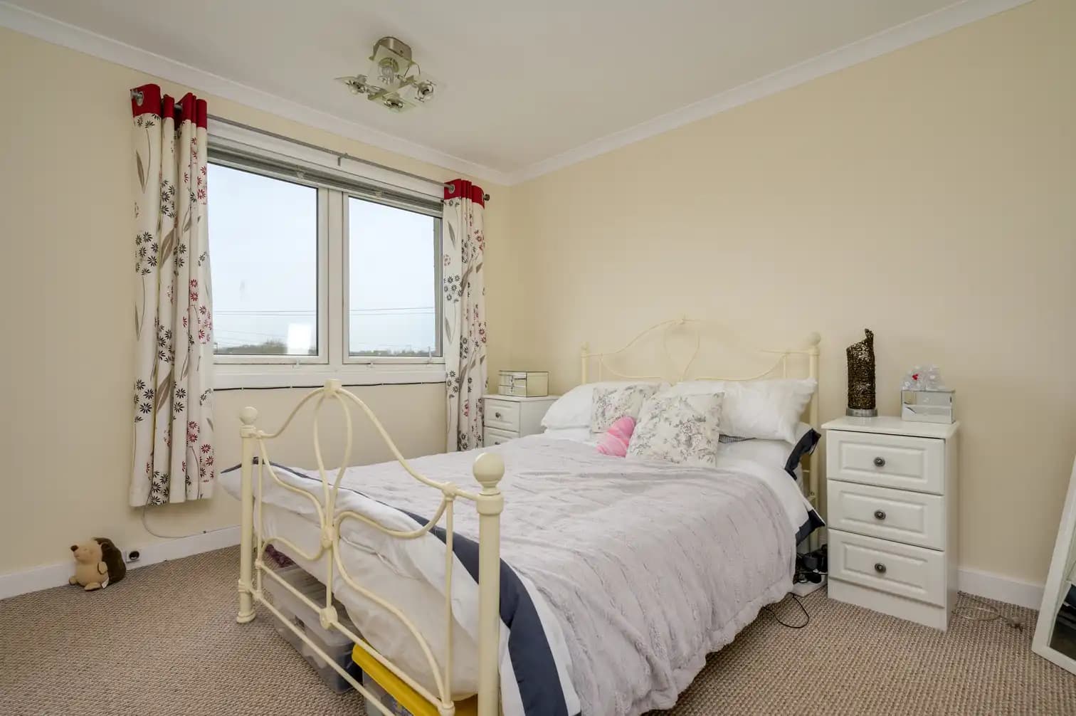 property photo 15 of 19