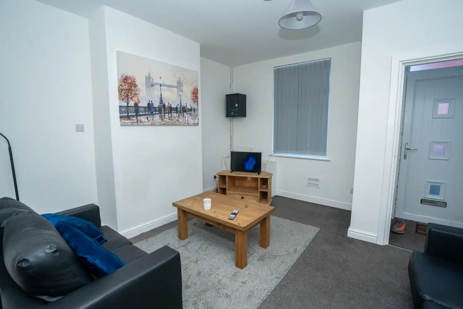property photo 9 of 26
