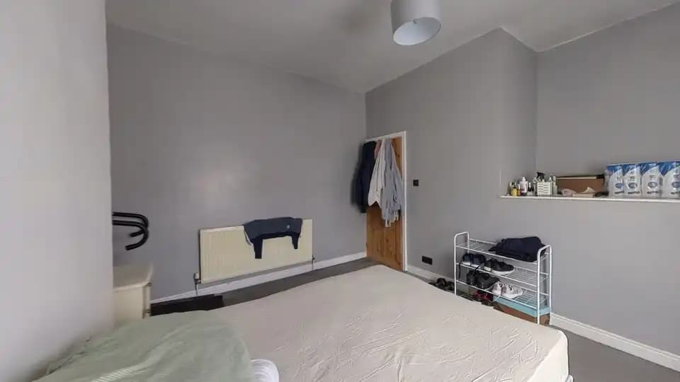 property photo 11 of 19