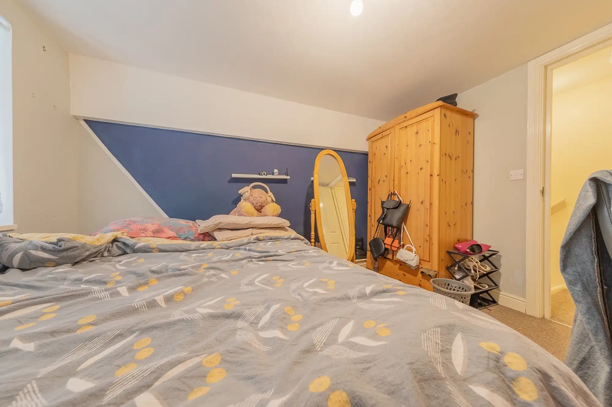 property photo 14 of 16