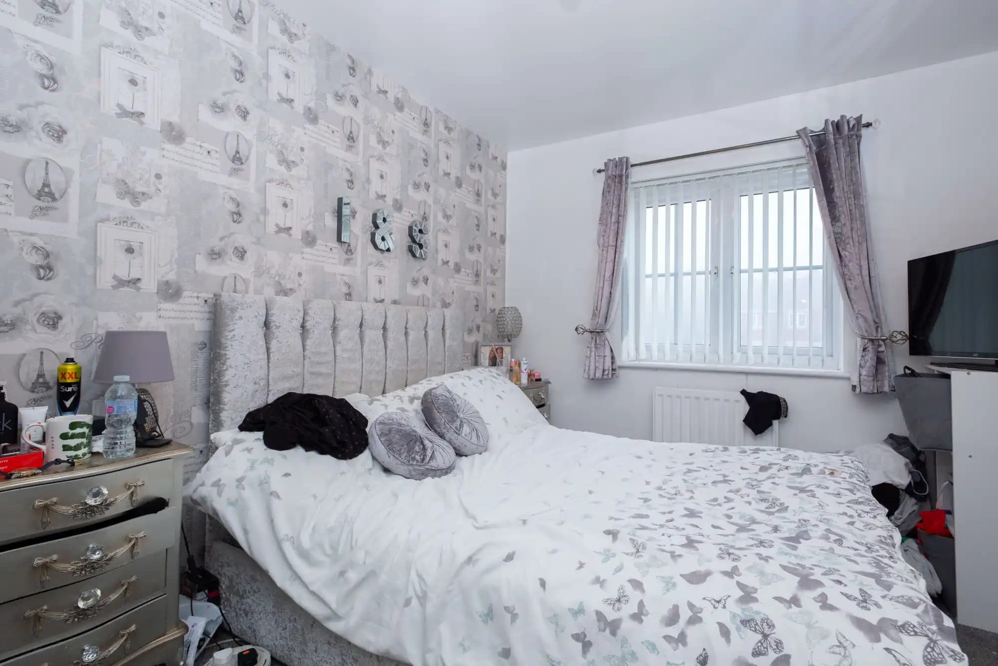property photo 16 of 19