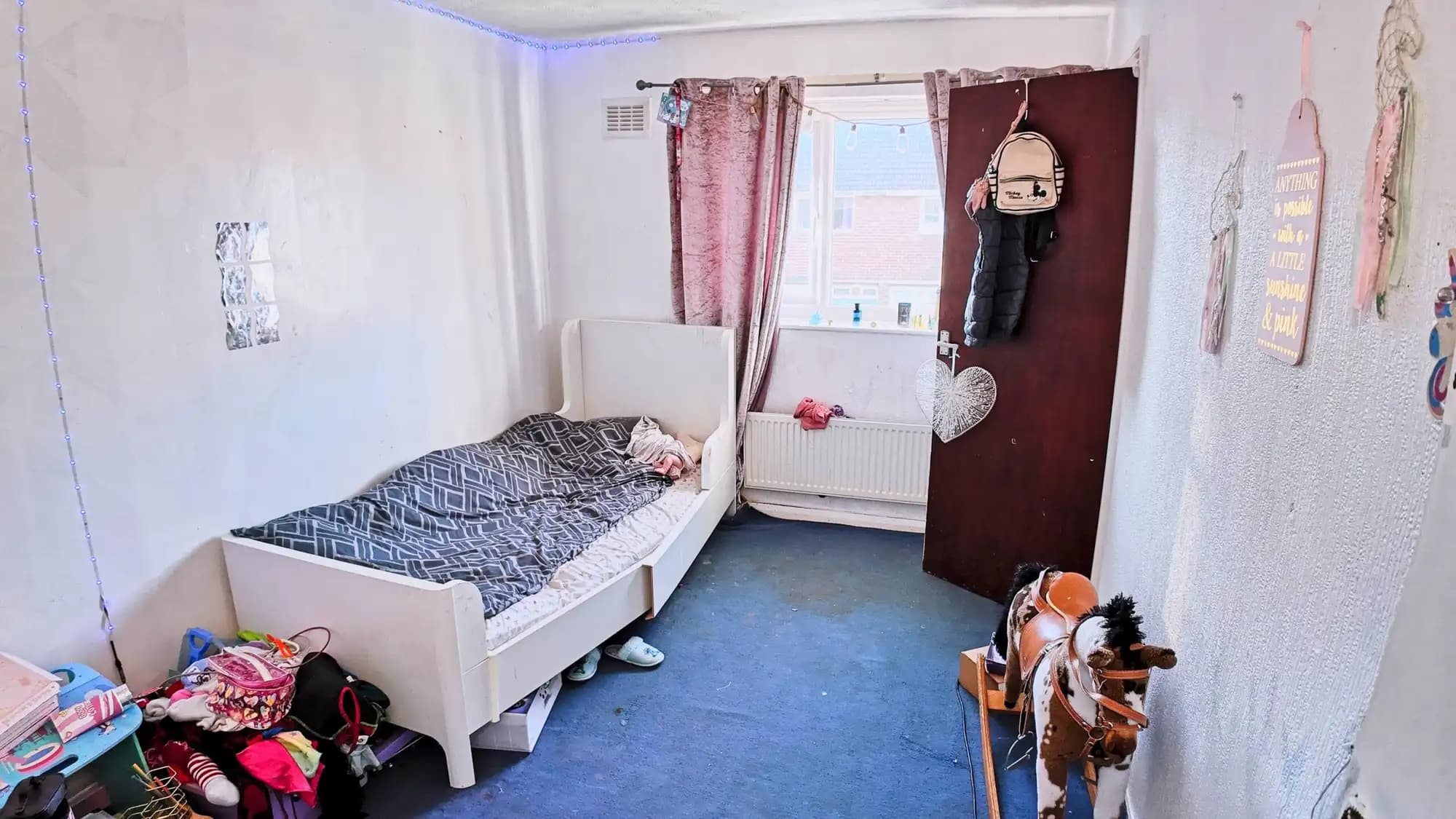 property photo 13 of 16