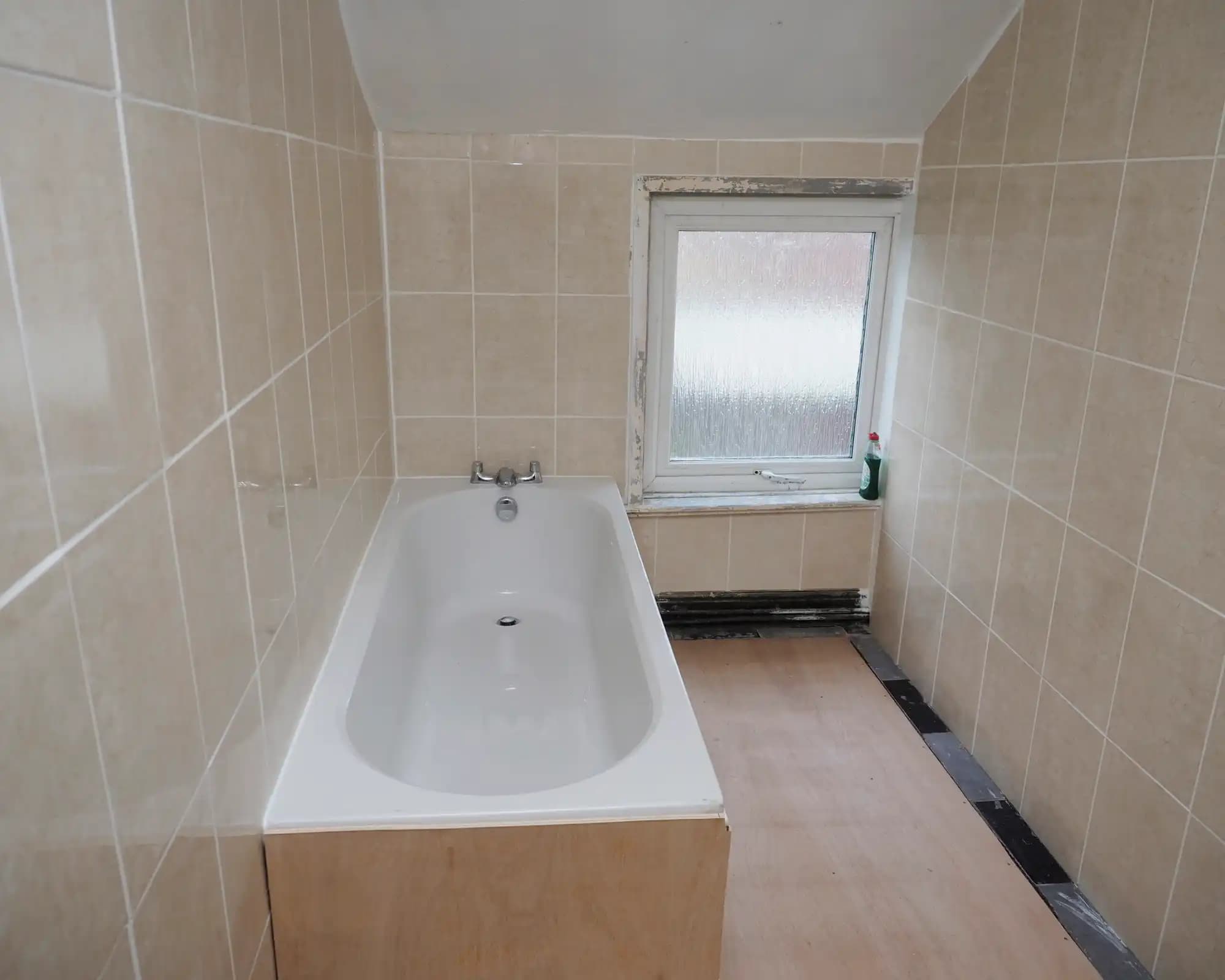property photo 13 of 23