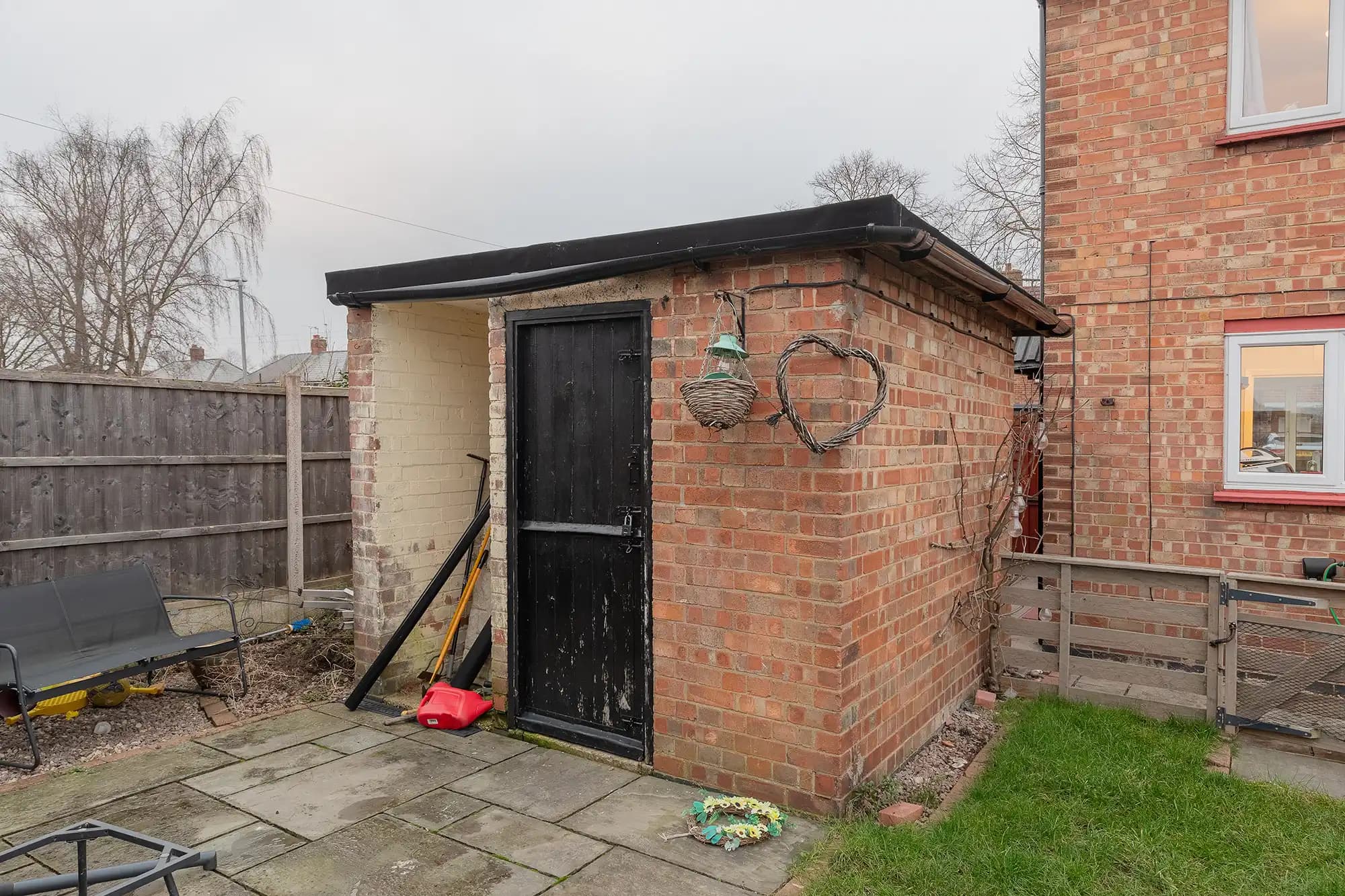 property photo 23 of 25