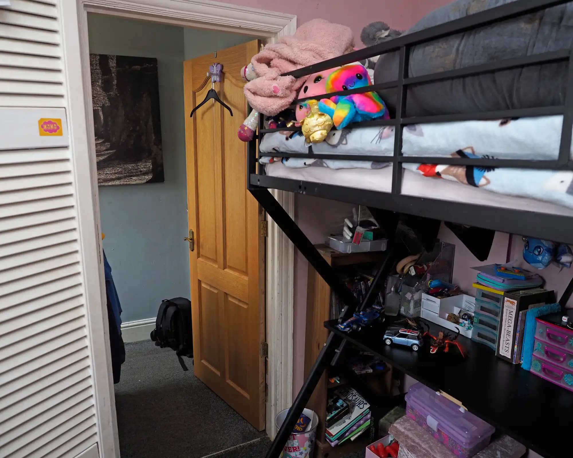 property photo 14 of 21