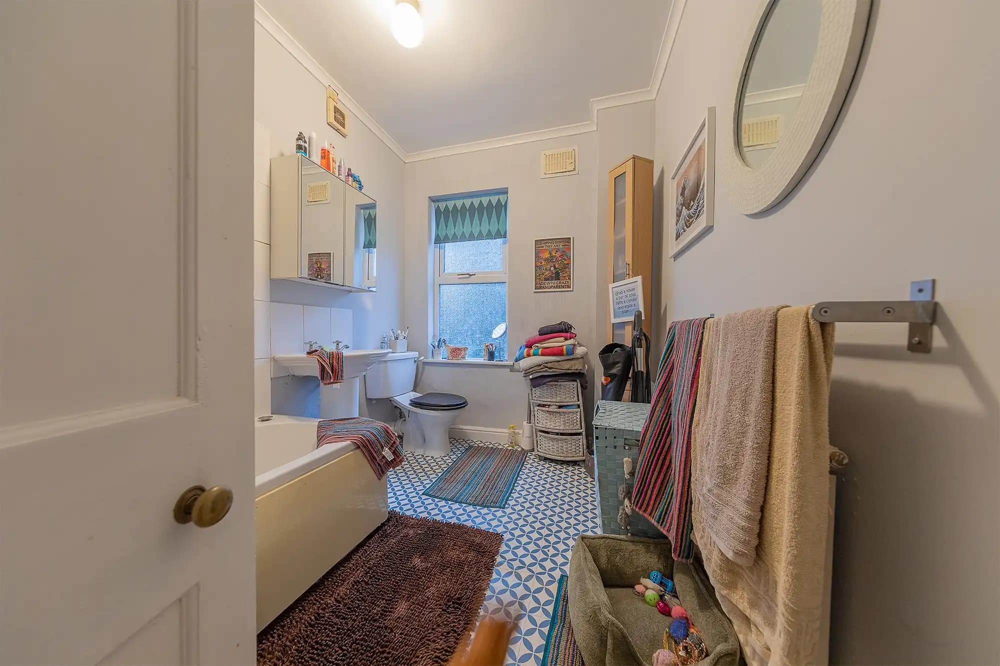 property photo 10 of 16