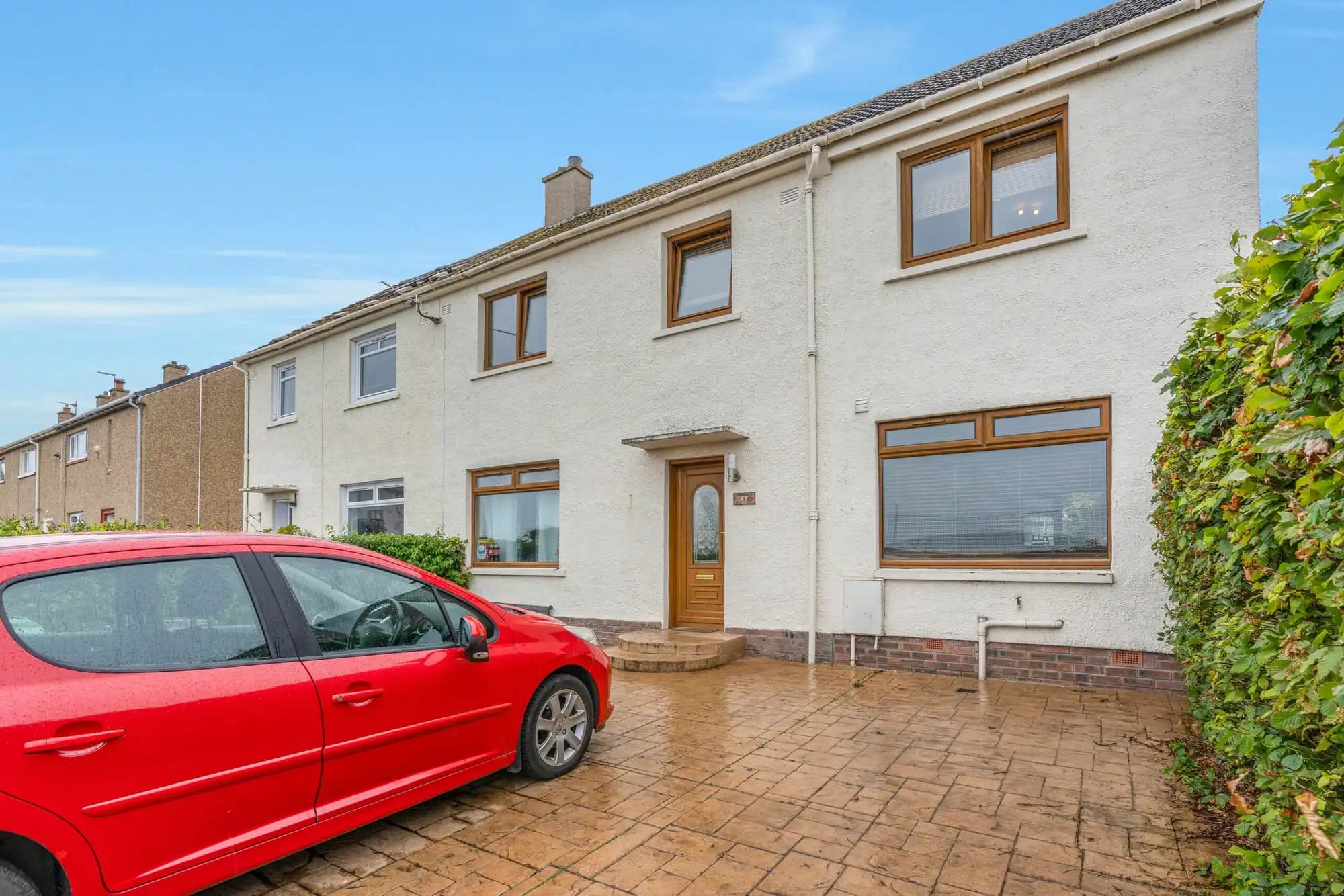 property photo 27 of 33