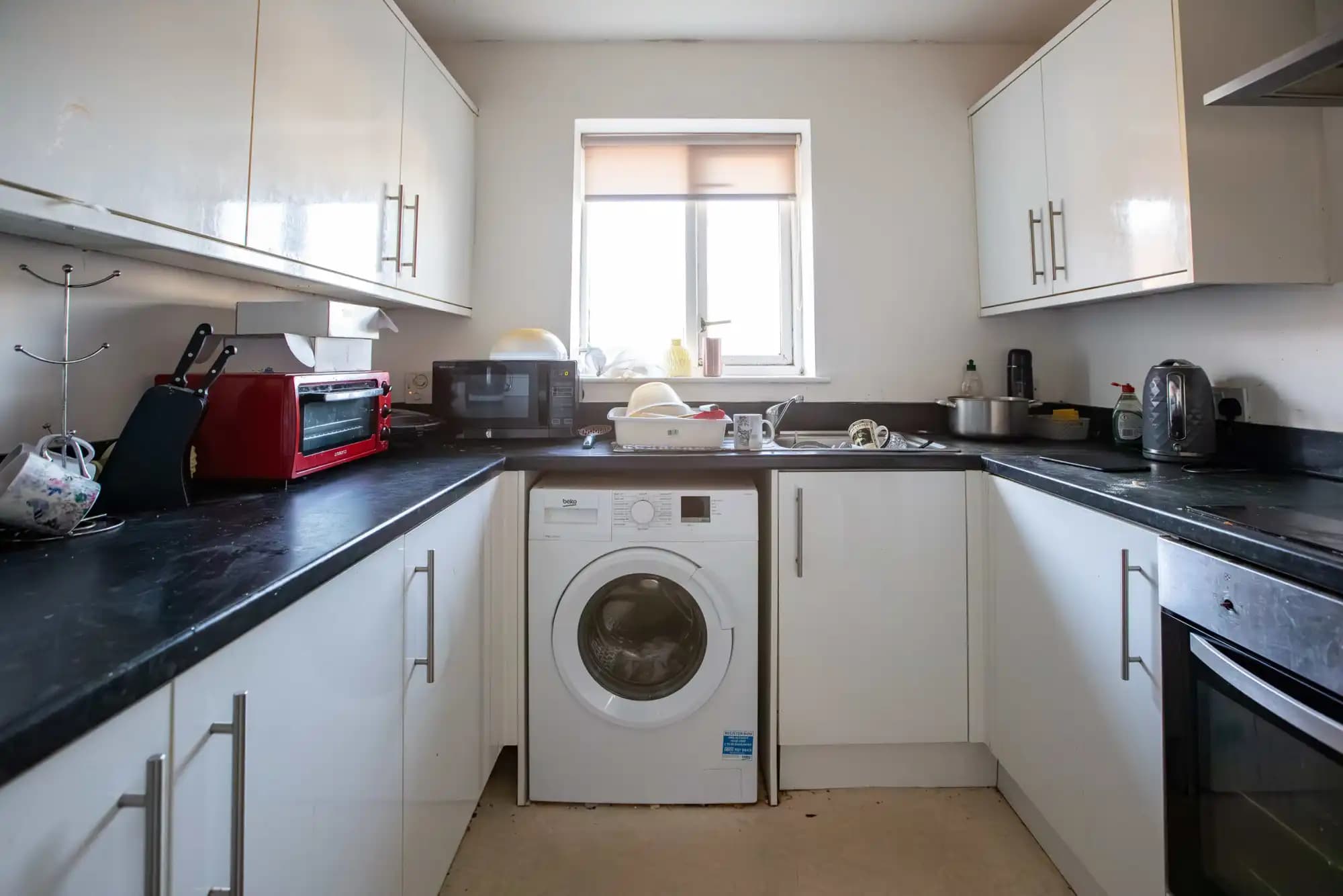 property photo 6 of 20