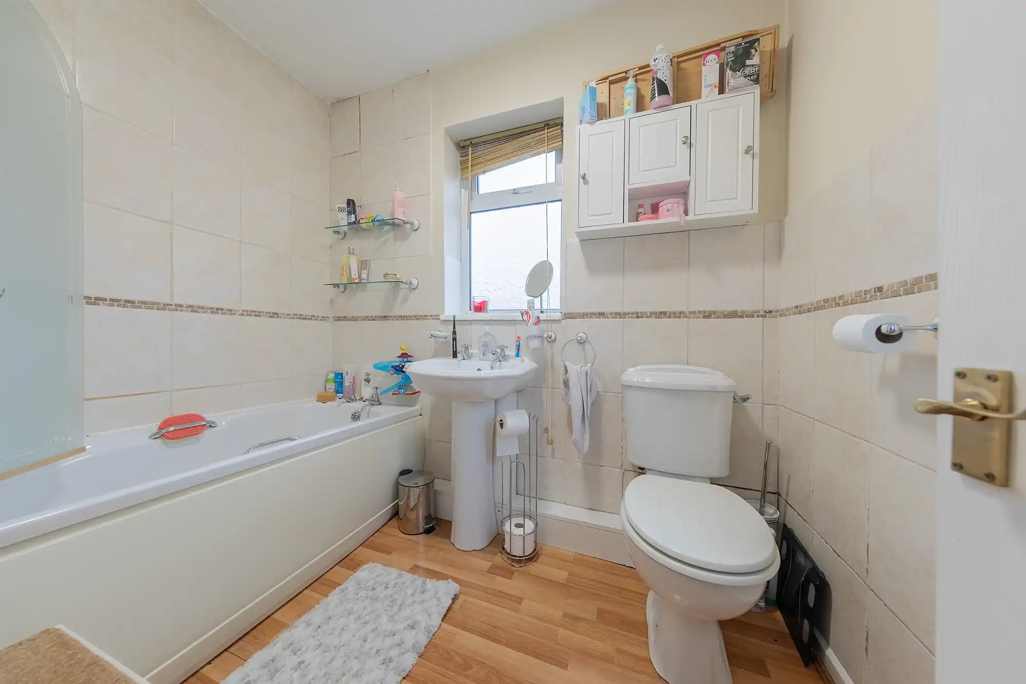 property photo 16 of 25