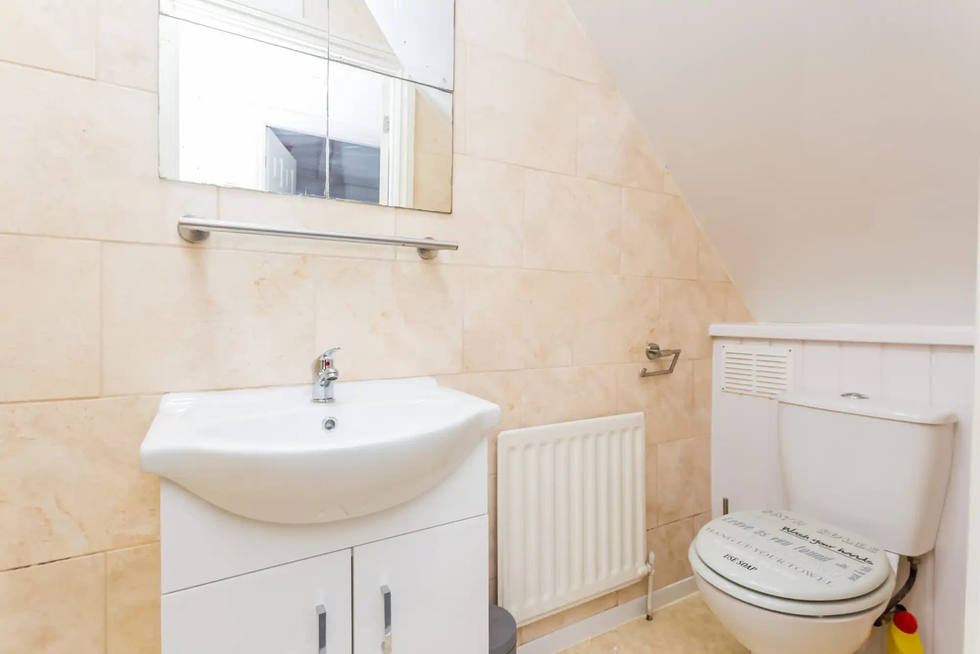 property photo 17 of 19