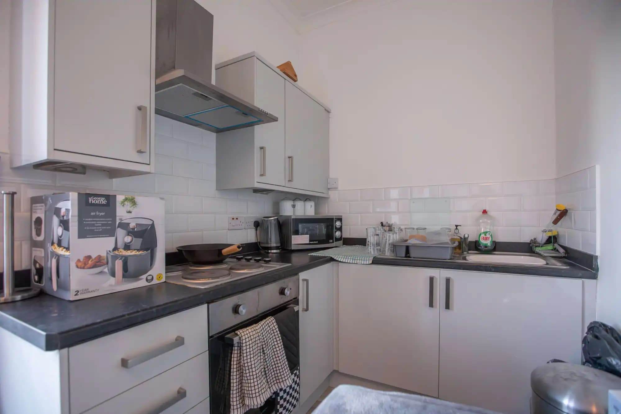 property photo 11 of 28