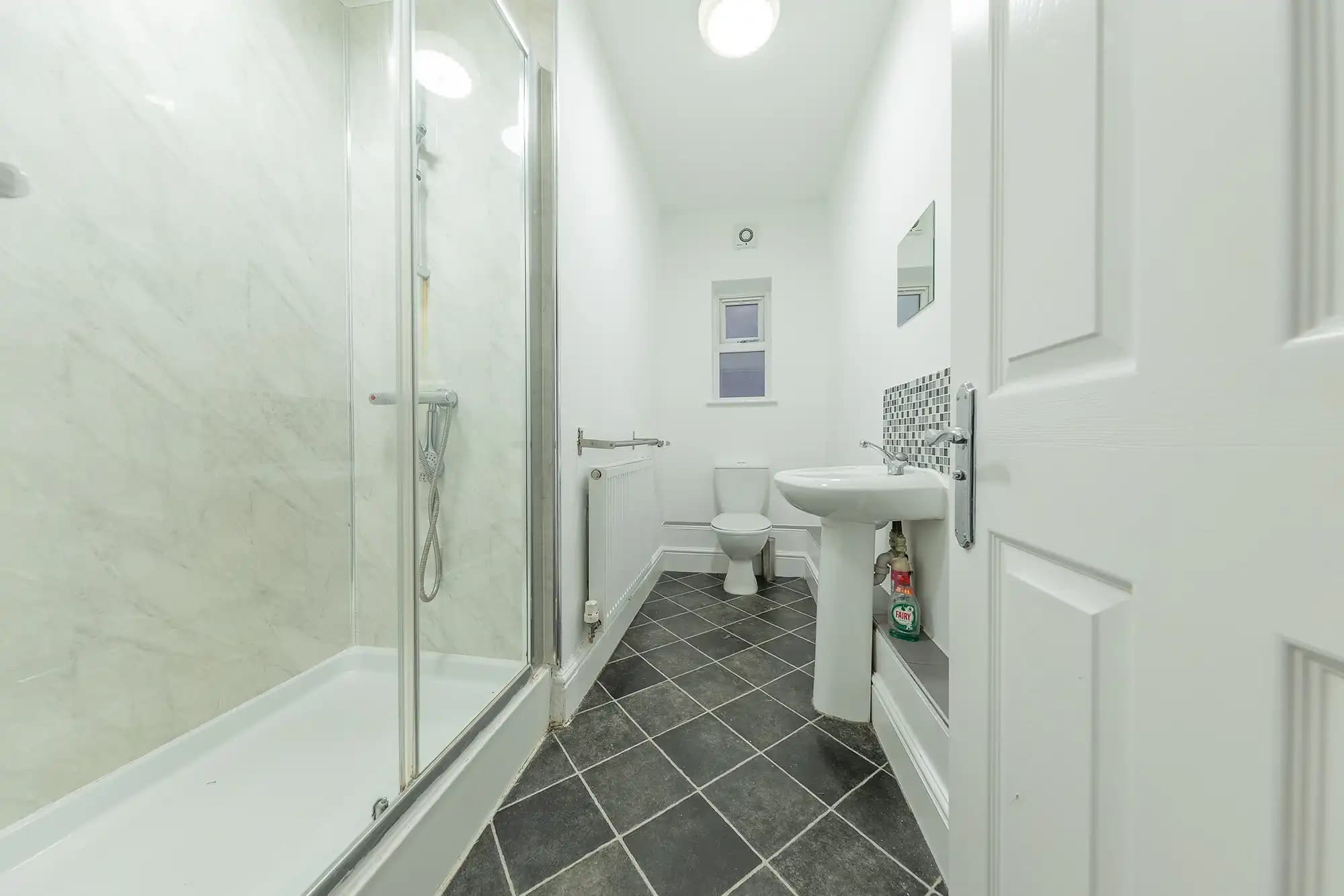 property photo 13 of 26