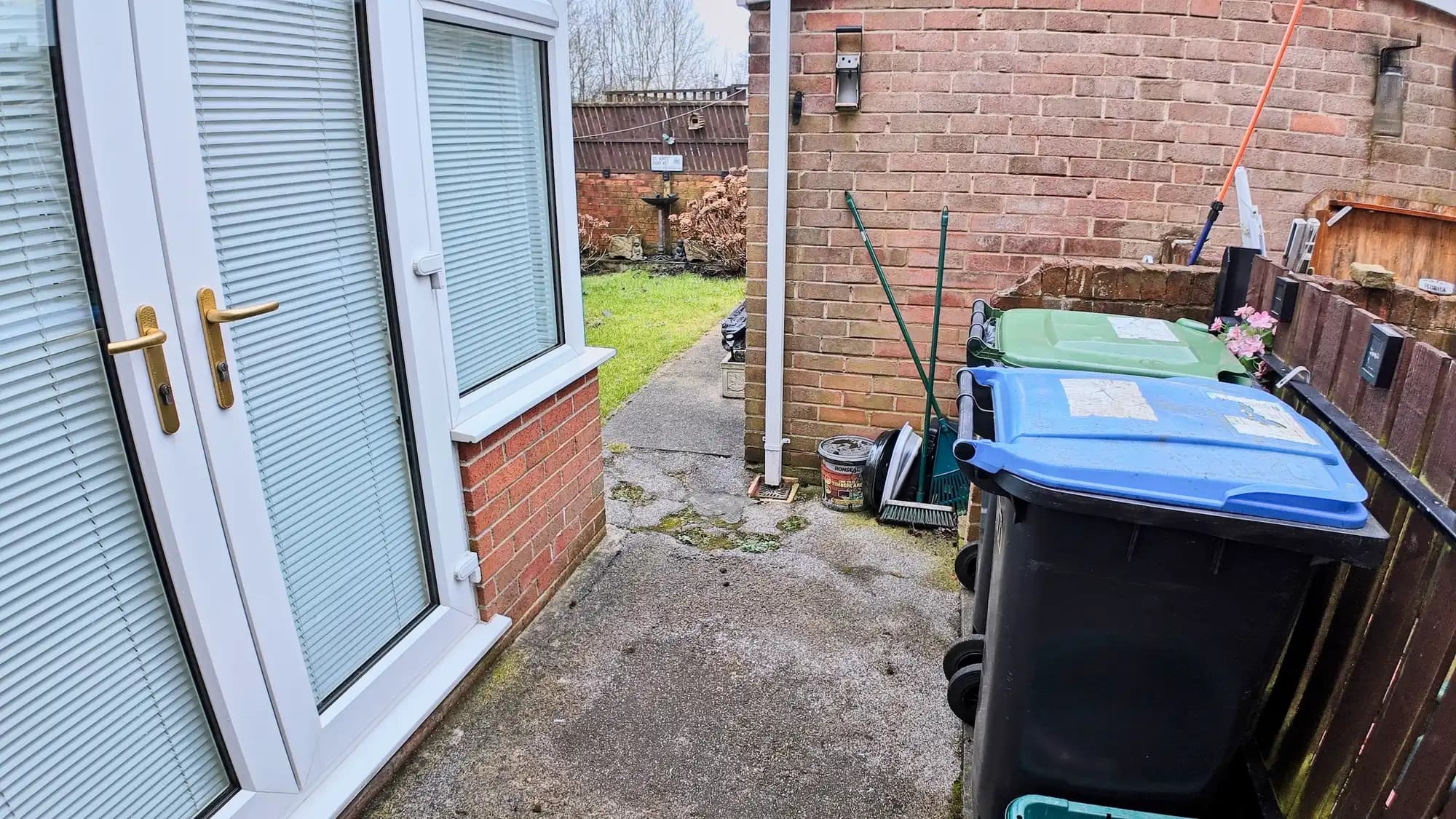 property photo 18 of 23