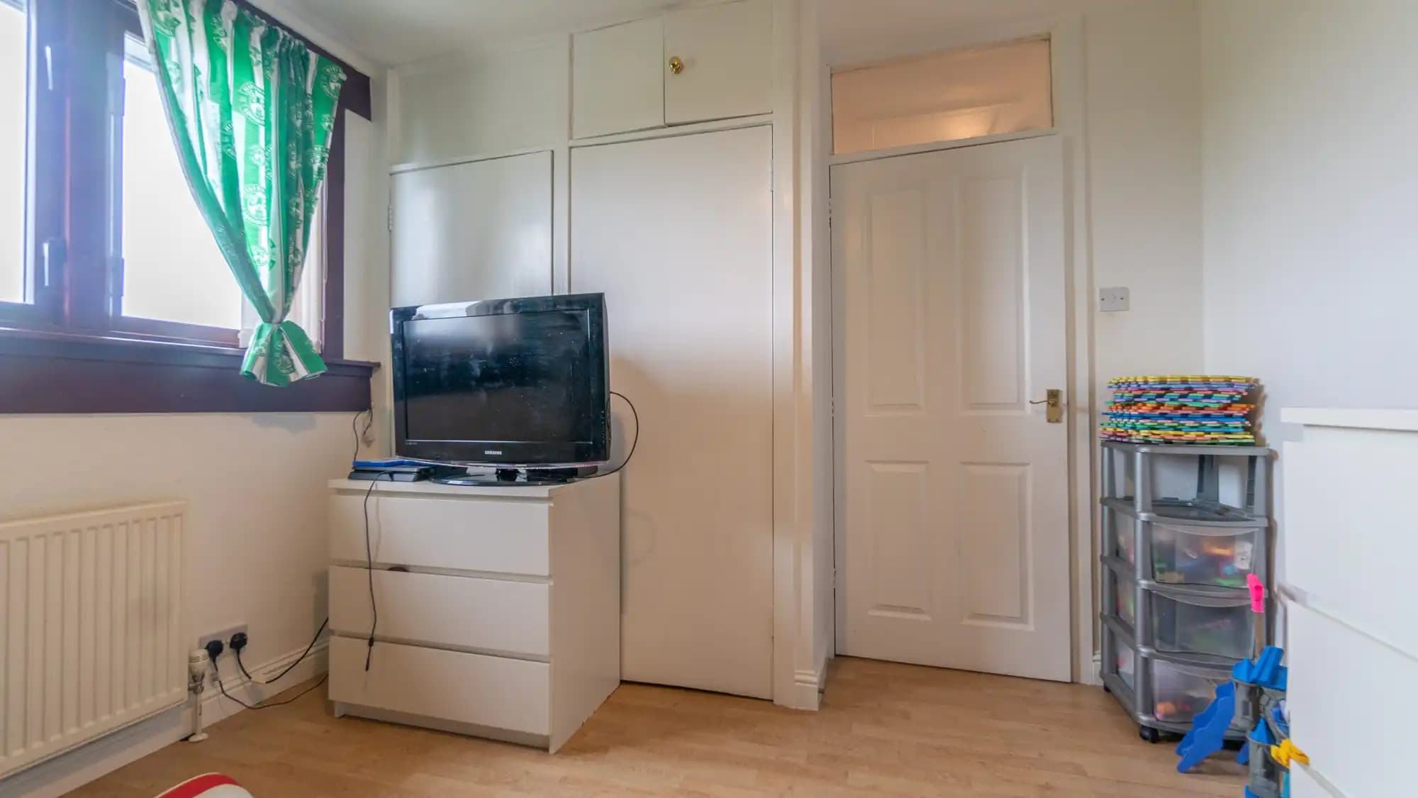 property photo 13 of 24
