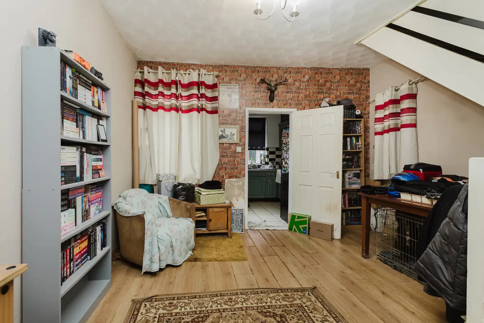 property photo 10 of 17