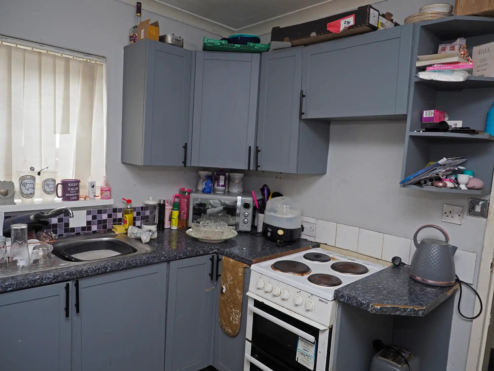 property photo 8 of 21