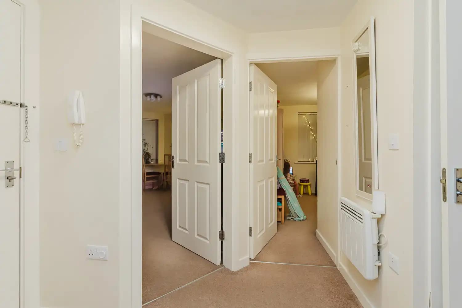 property photo 10 of 17