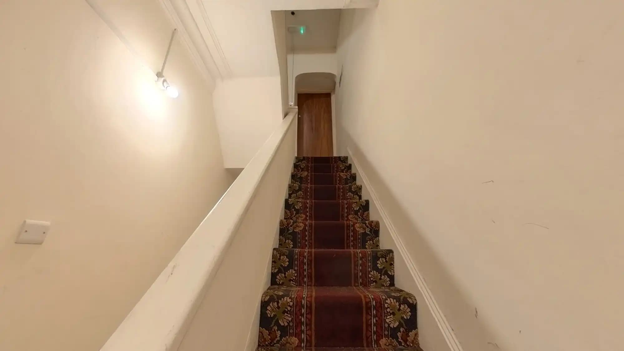 property photo 23 of 28