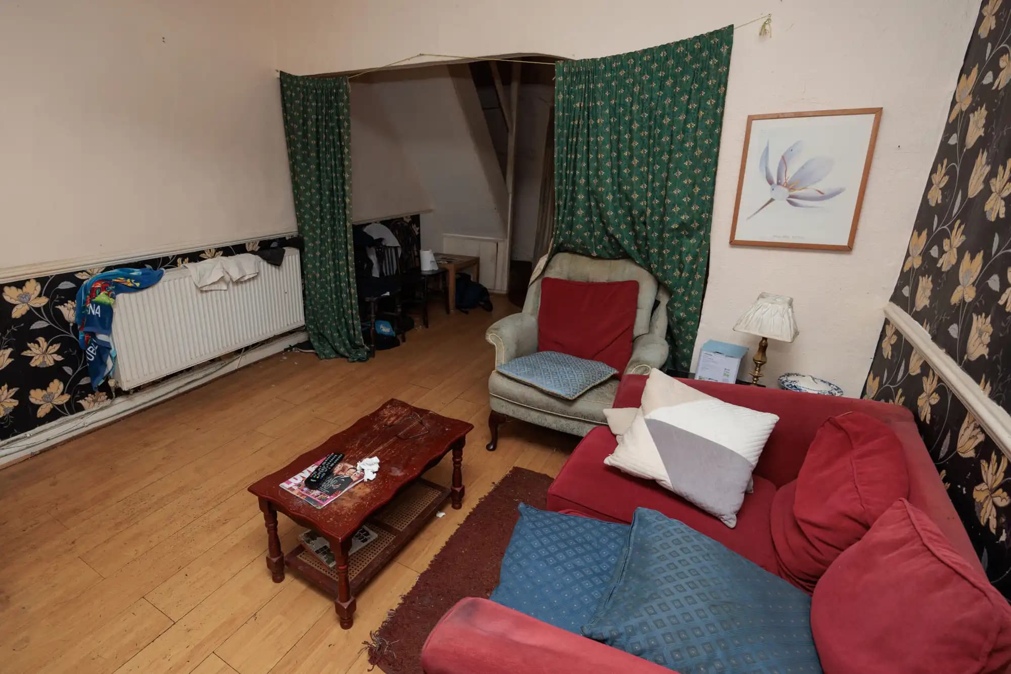 property photo 6 of 22