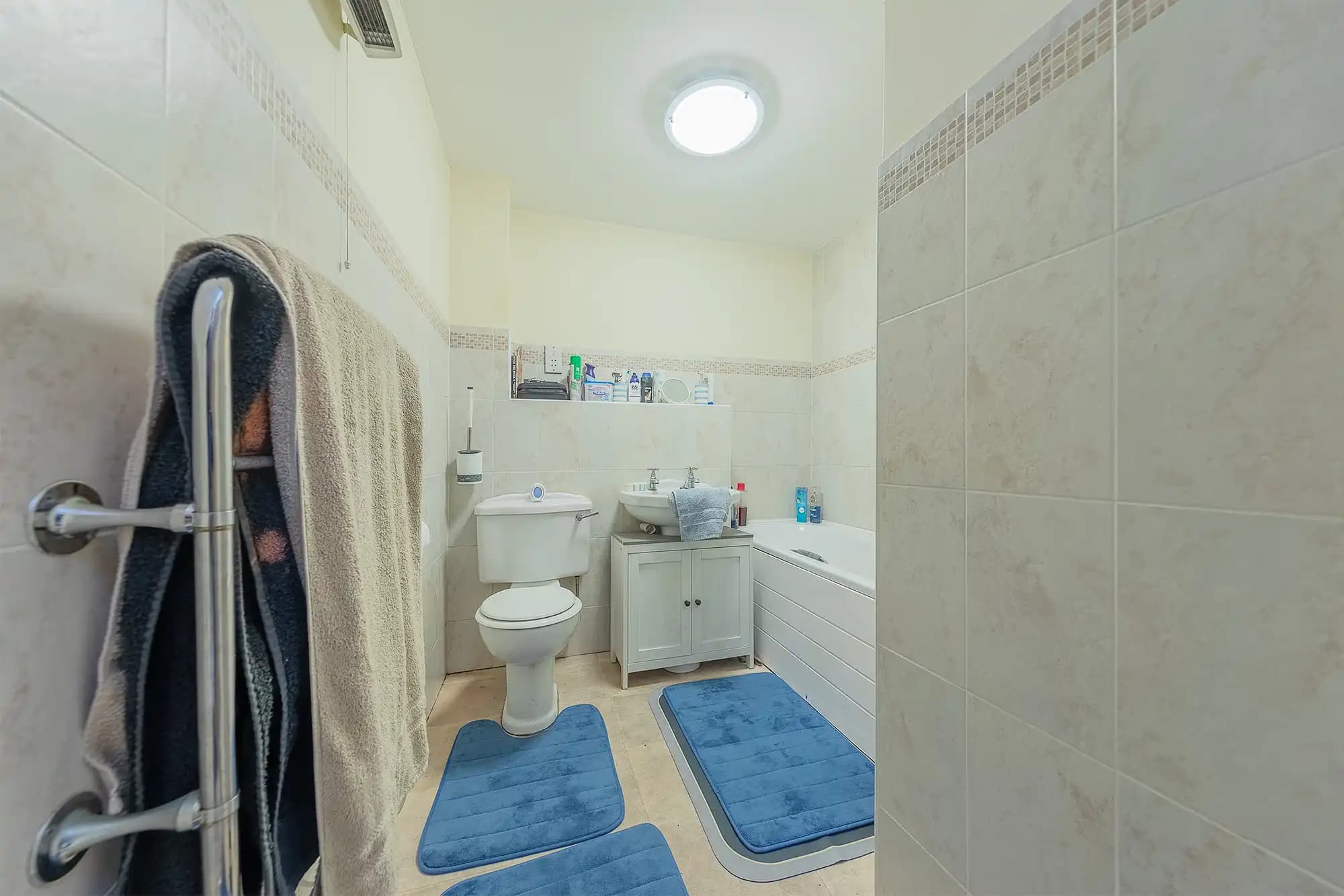 property photo 12 of 17