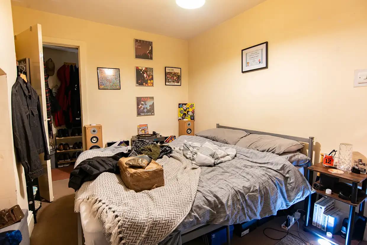 property photo 13 of 14