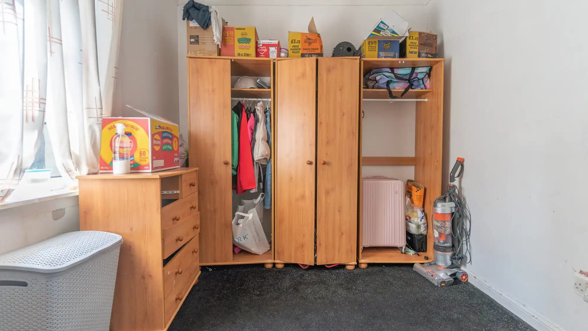 property photo 11 of 20