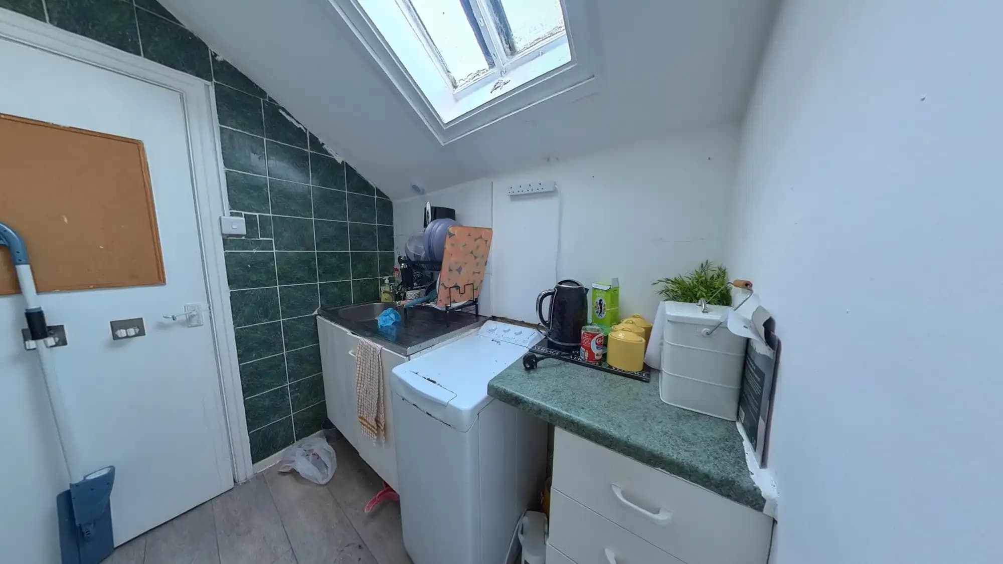 property photo 21 of 53