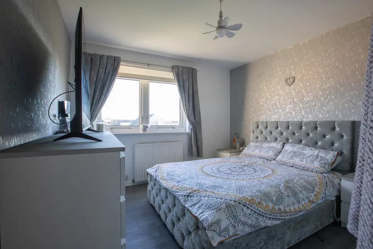 property photo 22 of 35