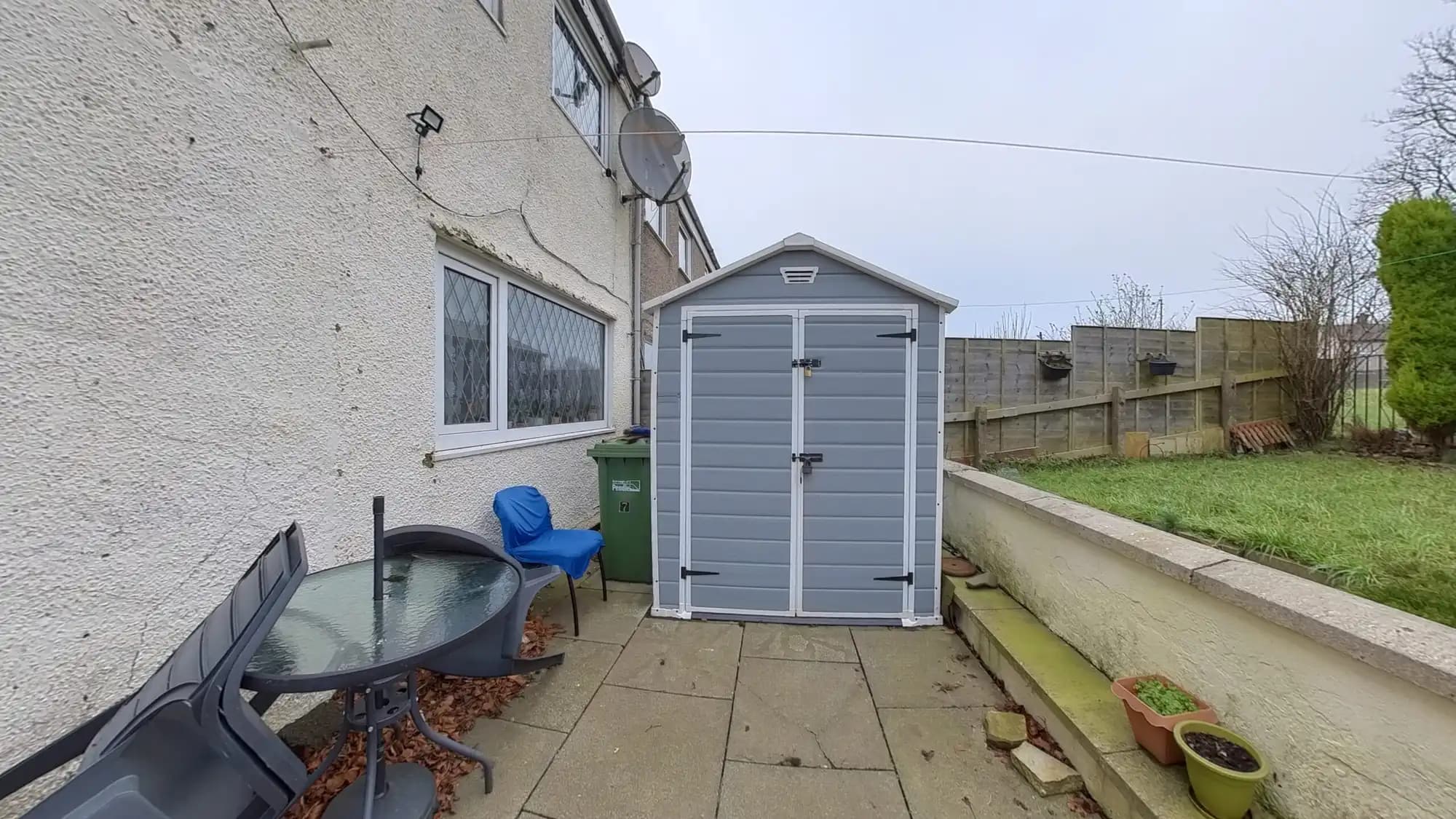 property photo 2 of 27