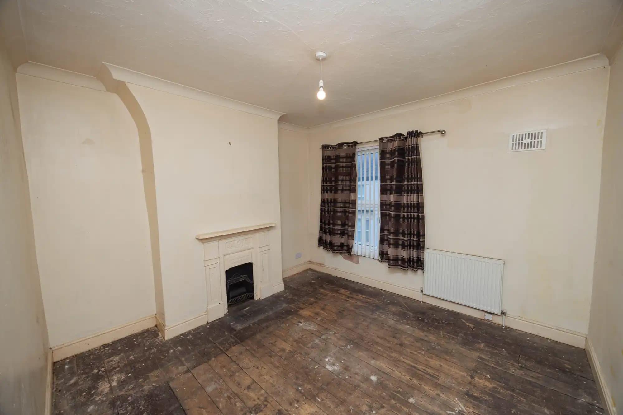 property photo 12 of 26