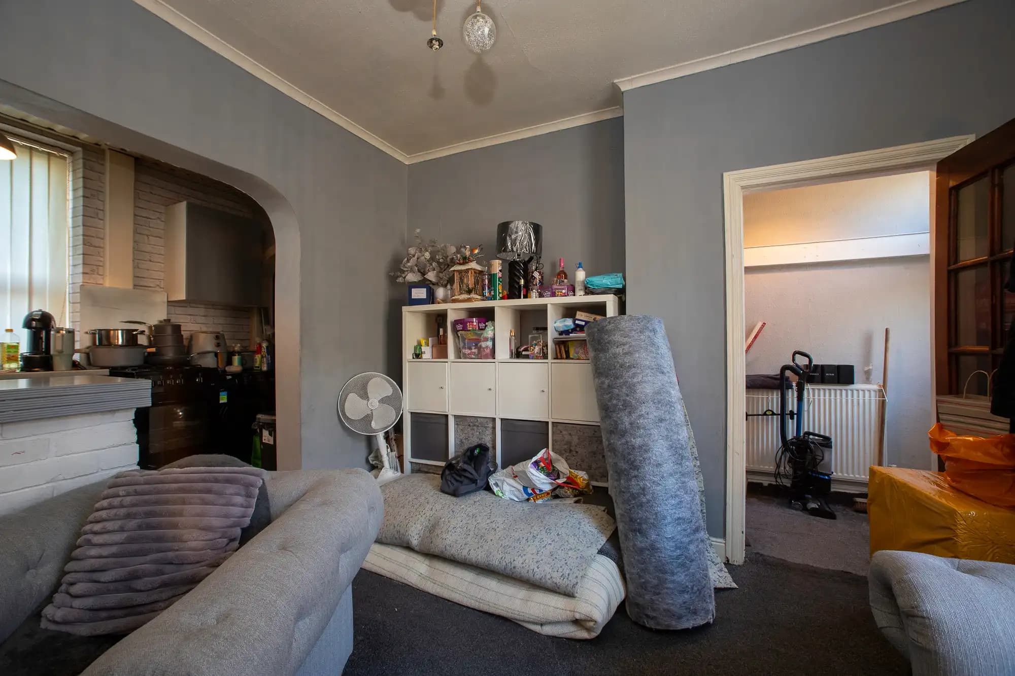 property photo 5 of 13