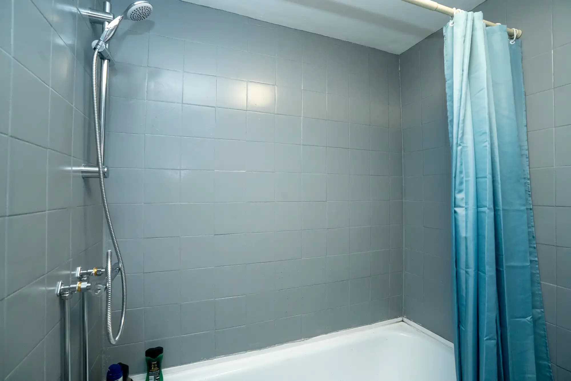 property photo 2 of 28