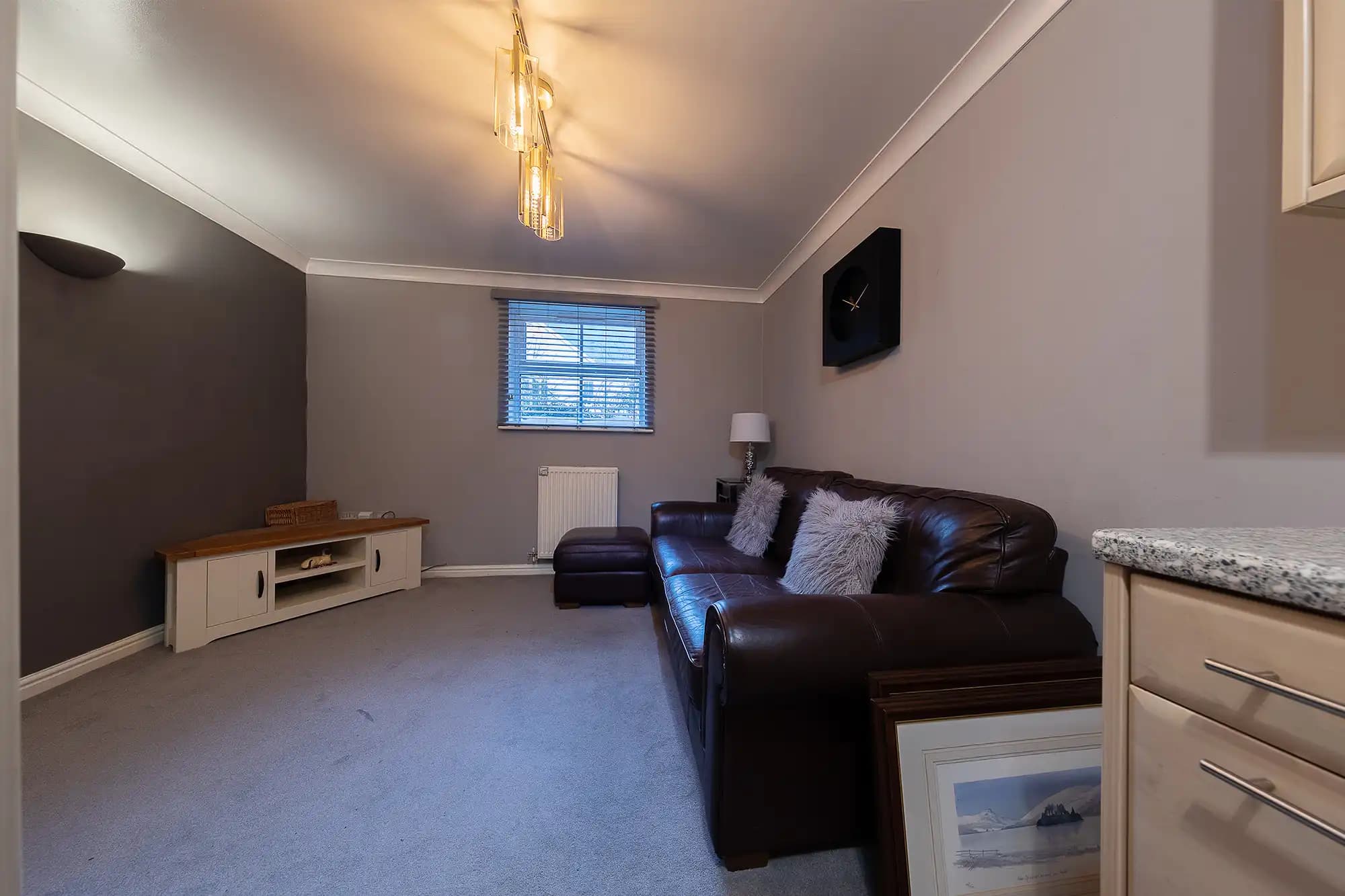 property photo 5 of 19