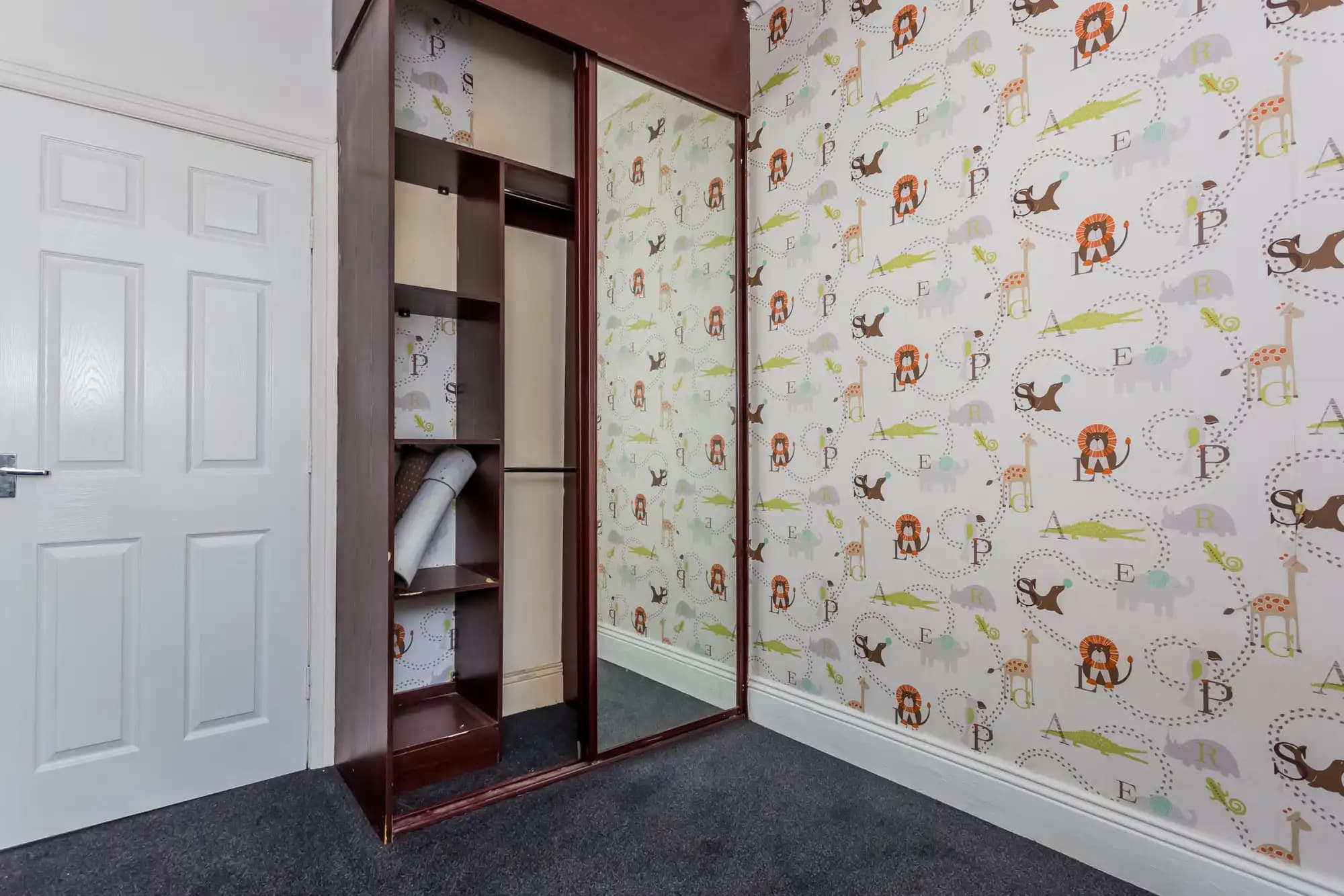 property photo 16 of 18