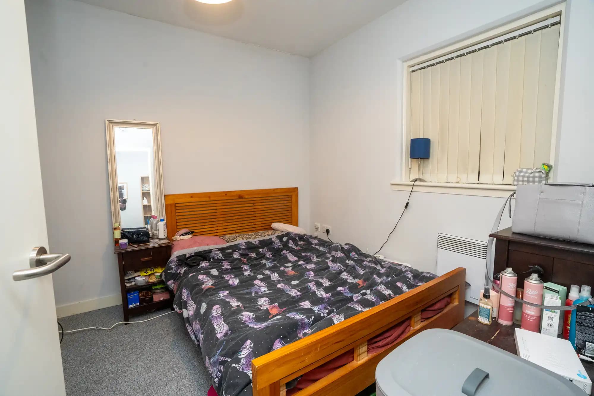 property photo 4 of 13
