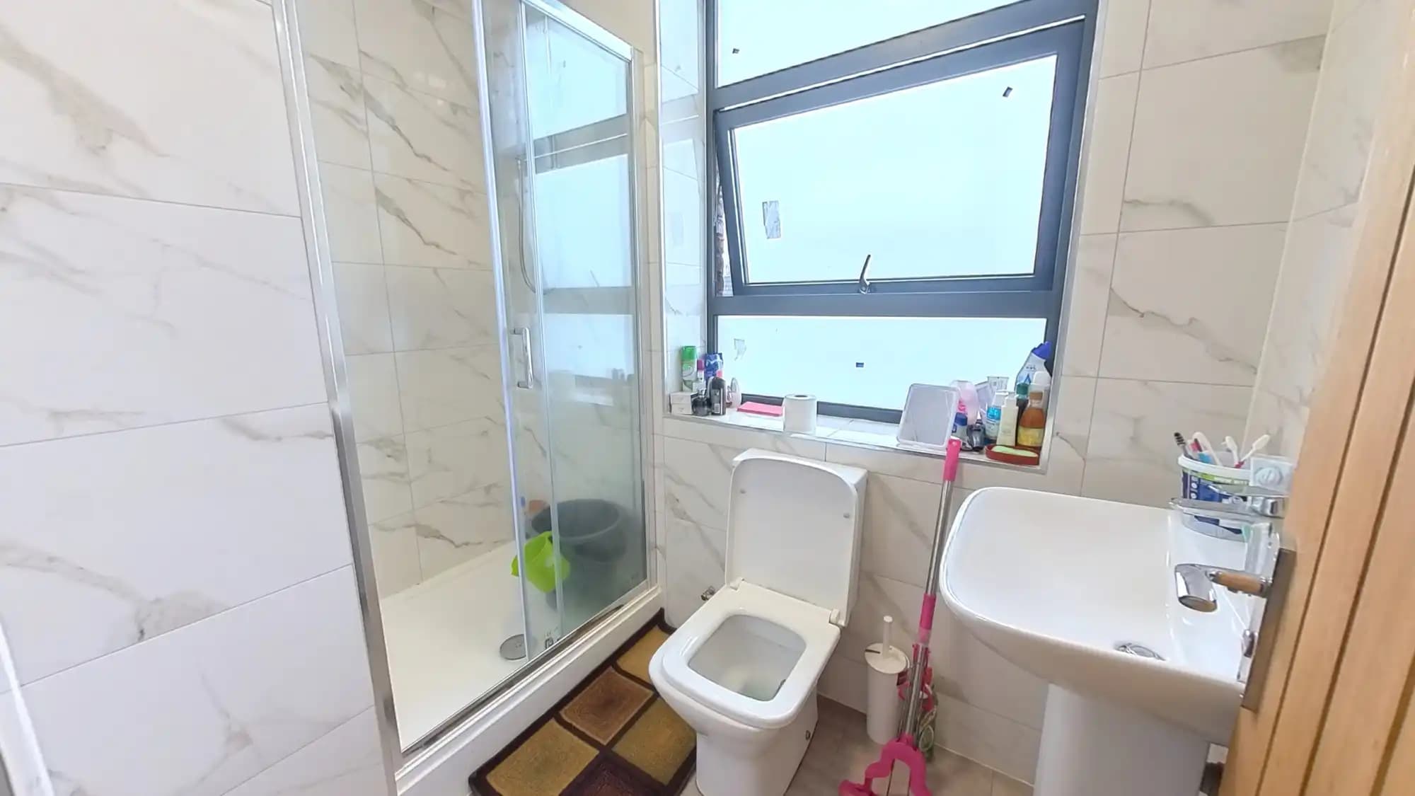 property photo 10 of 36
