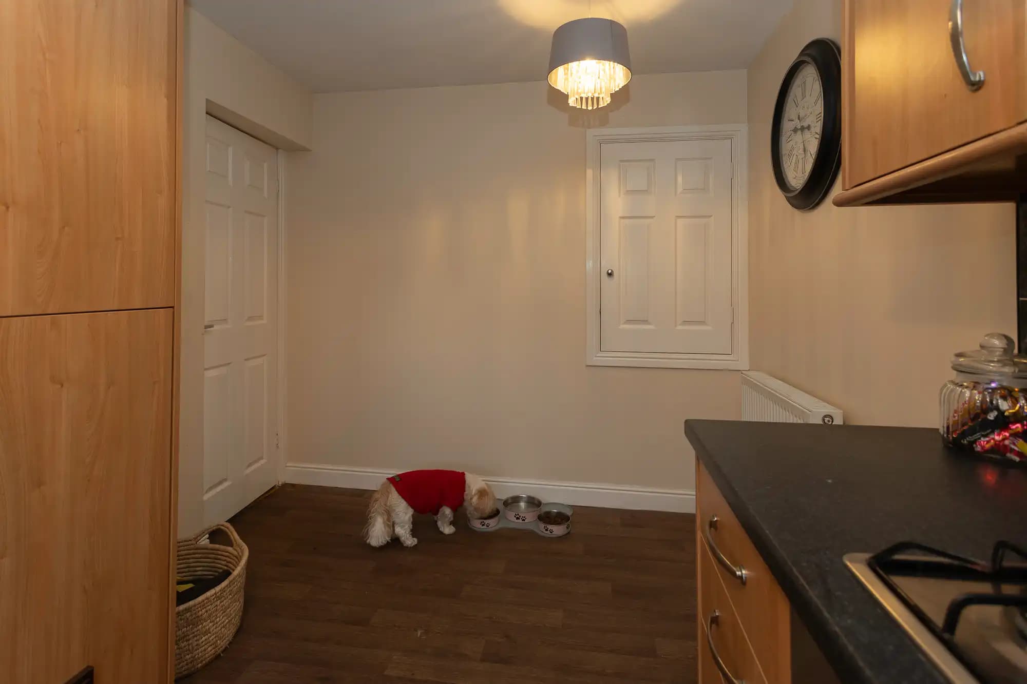 property photo 10 of 17