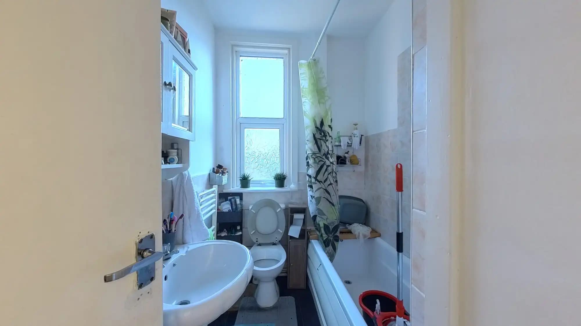 property photo 8 of 53