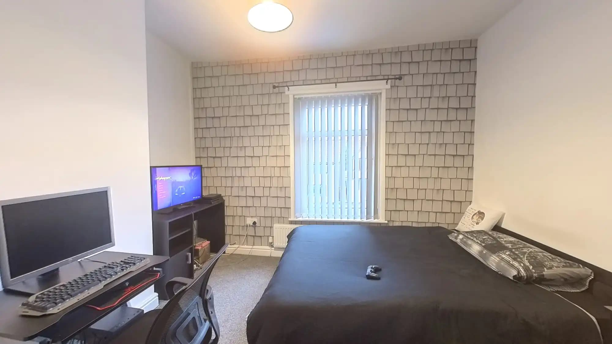 property photo 12 of 22