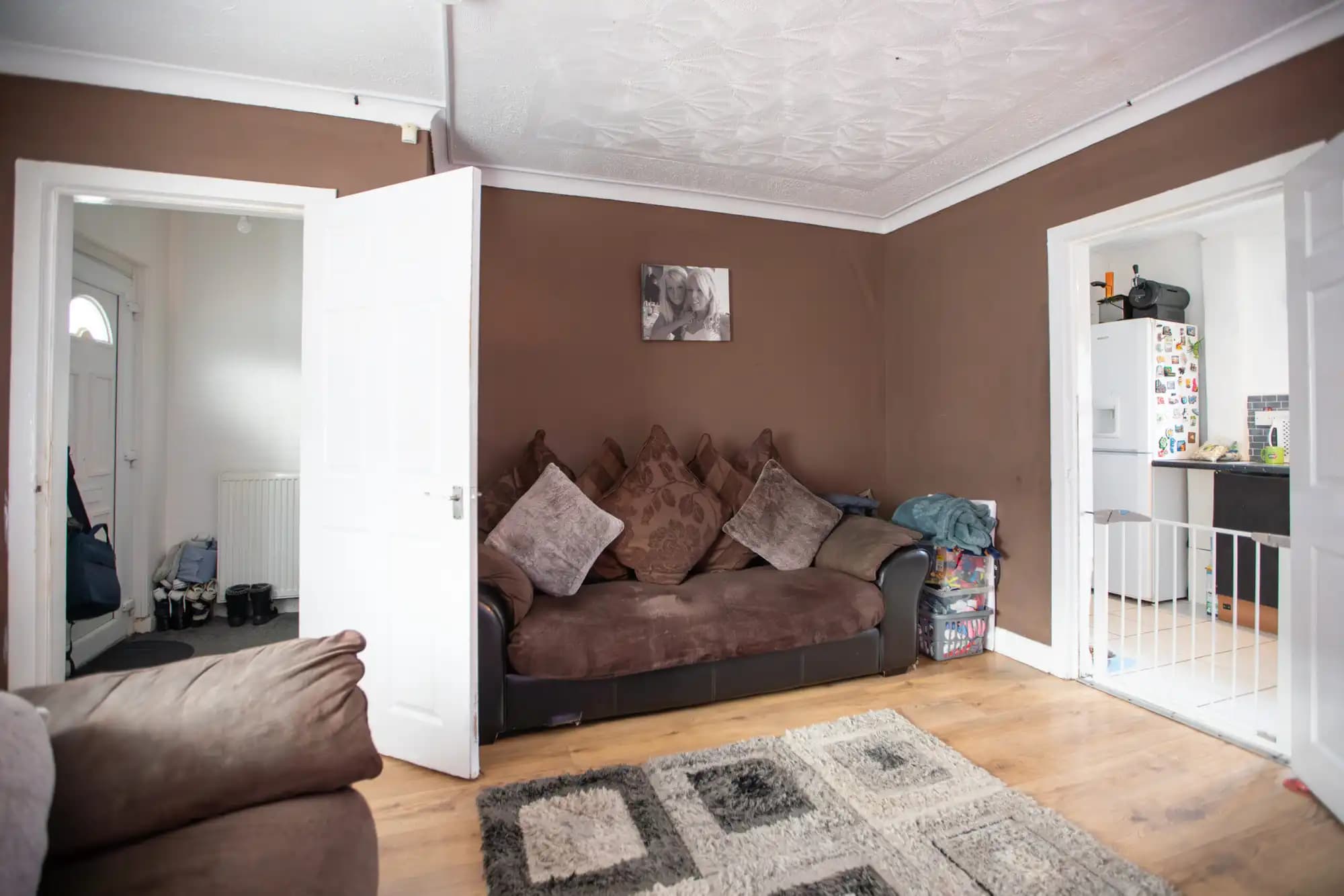 property photo 17 of 32