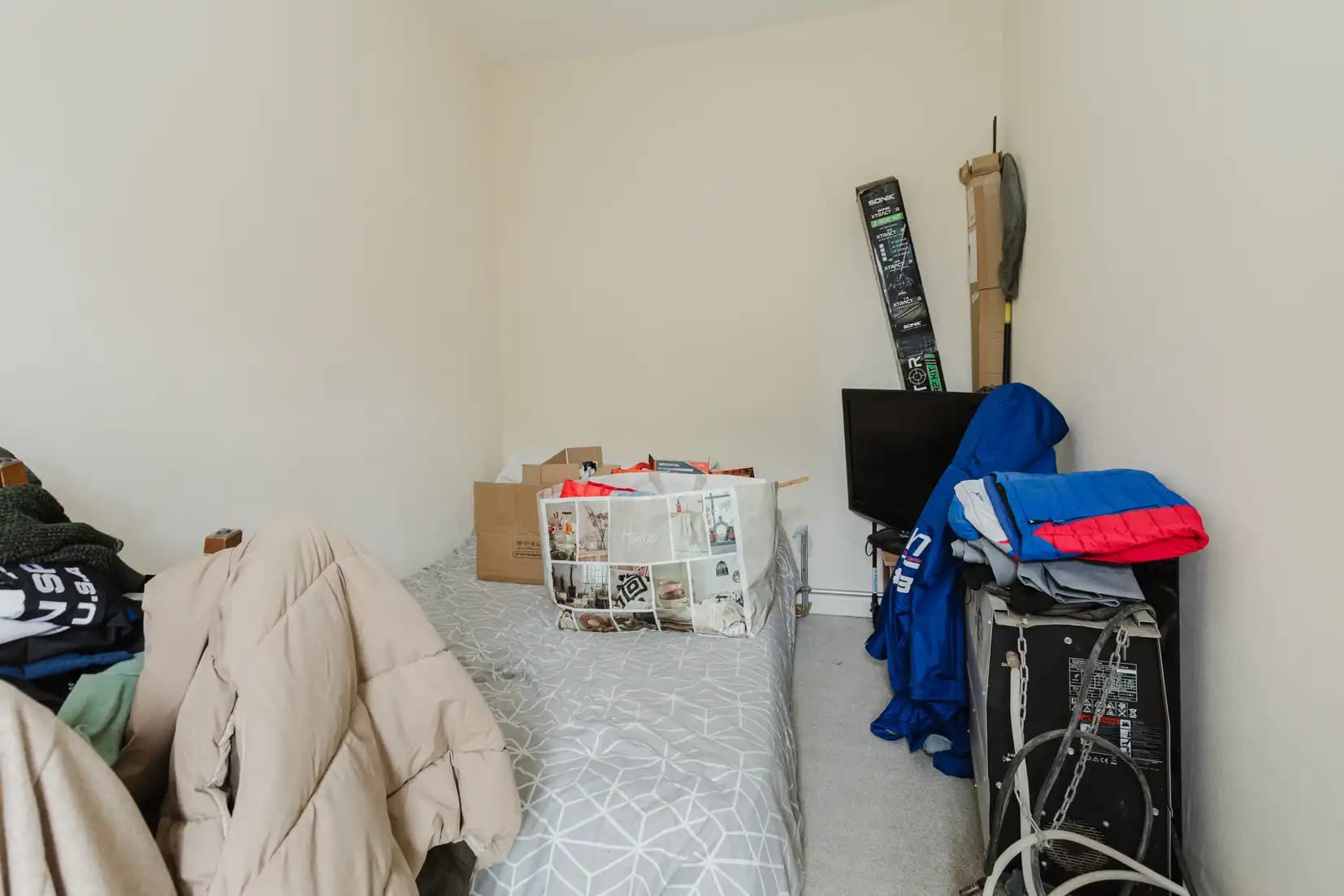 property photo 15 of 17