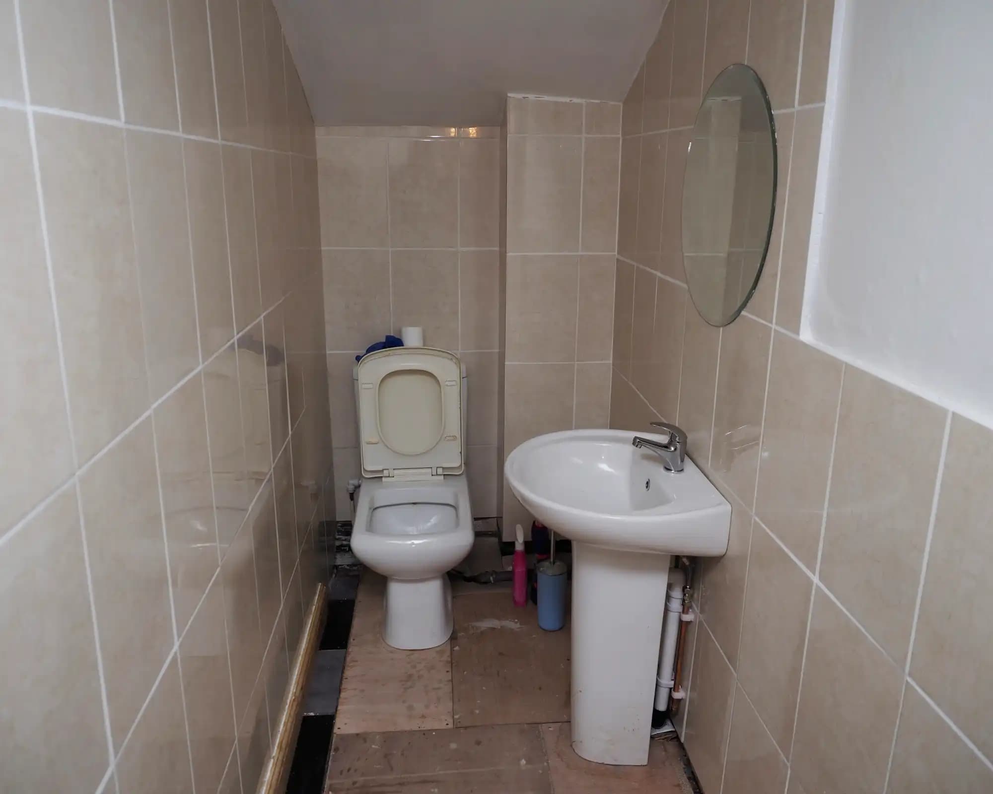 property photo 14 of 23