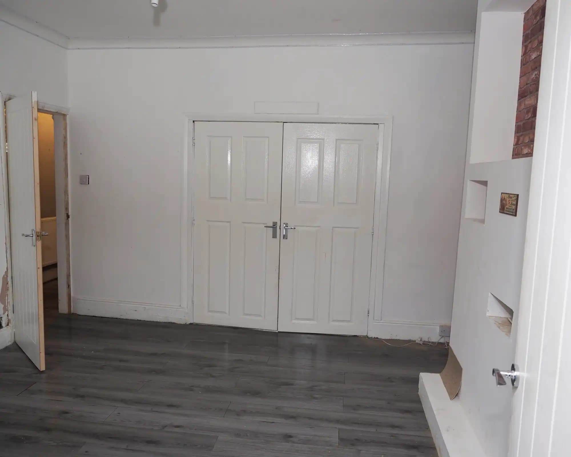 property photo 6 of 23