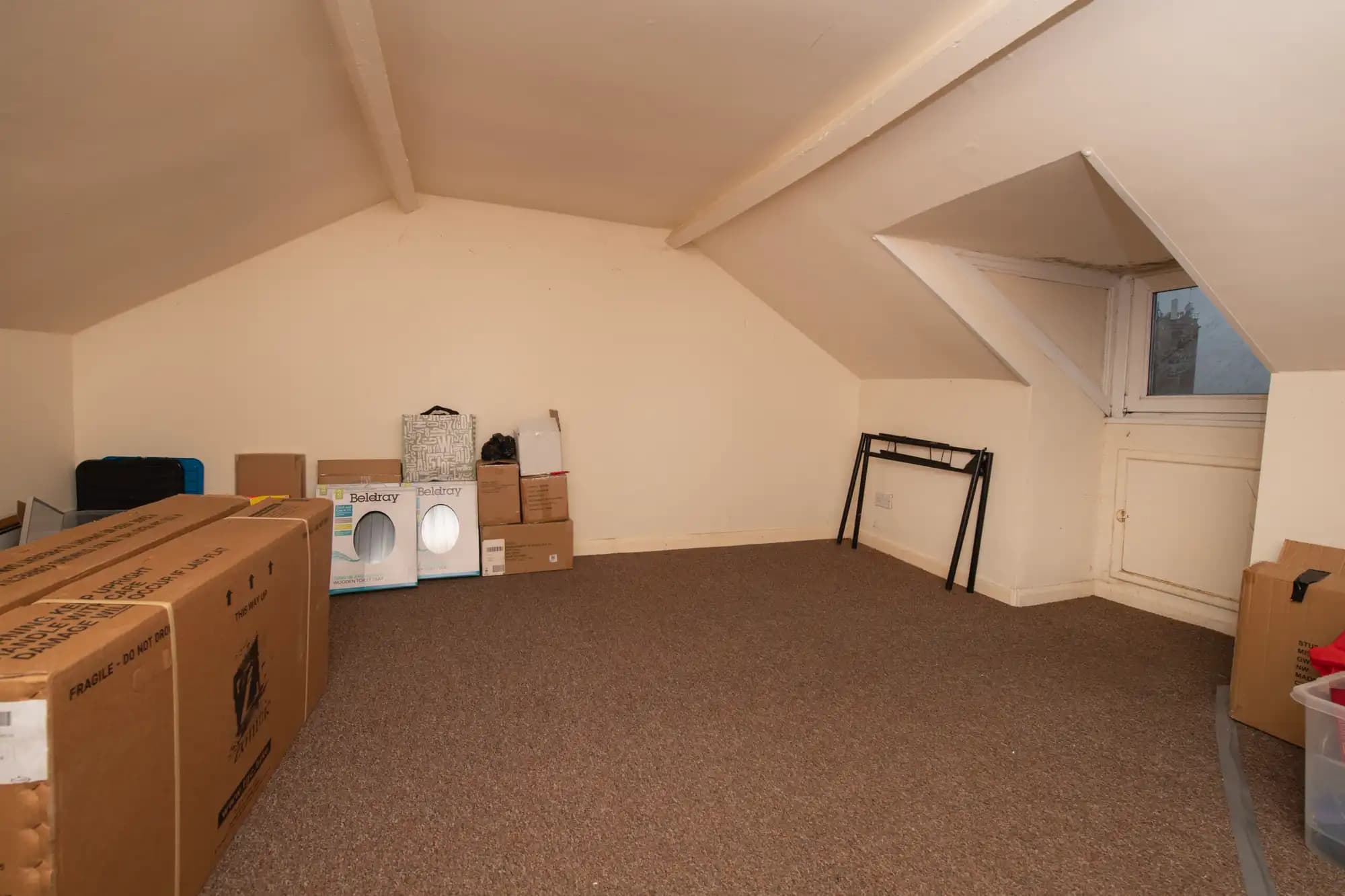 property photo 17 of 22