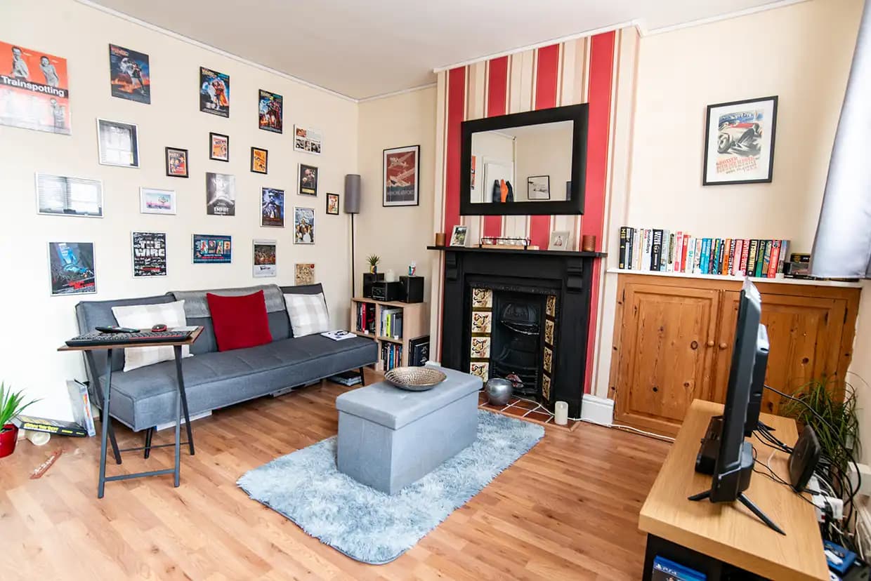 property photo 5 of 14