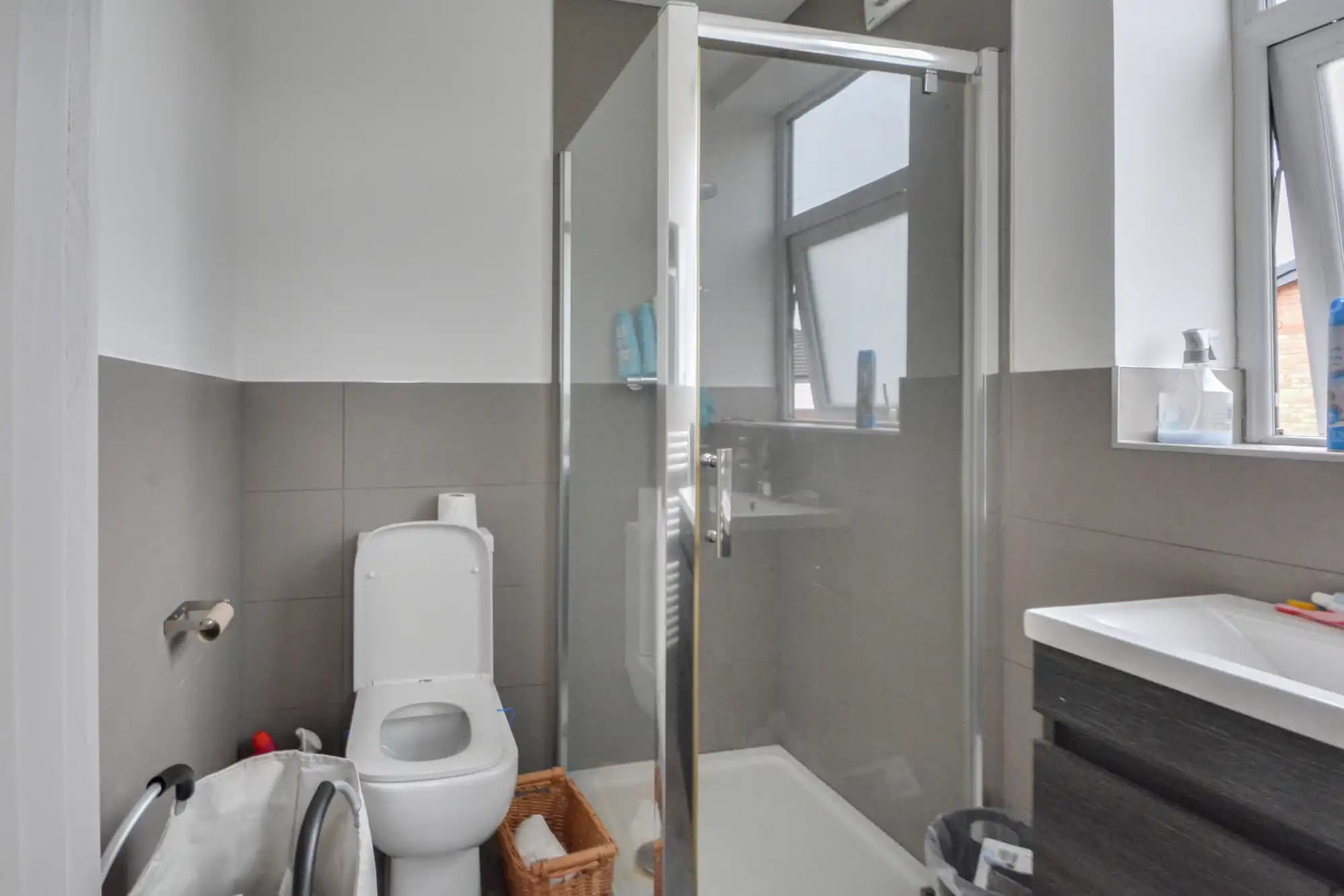 property photo 11 of 26