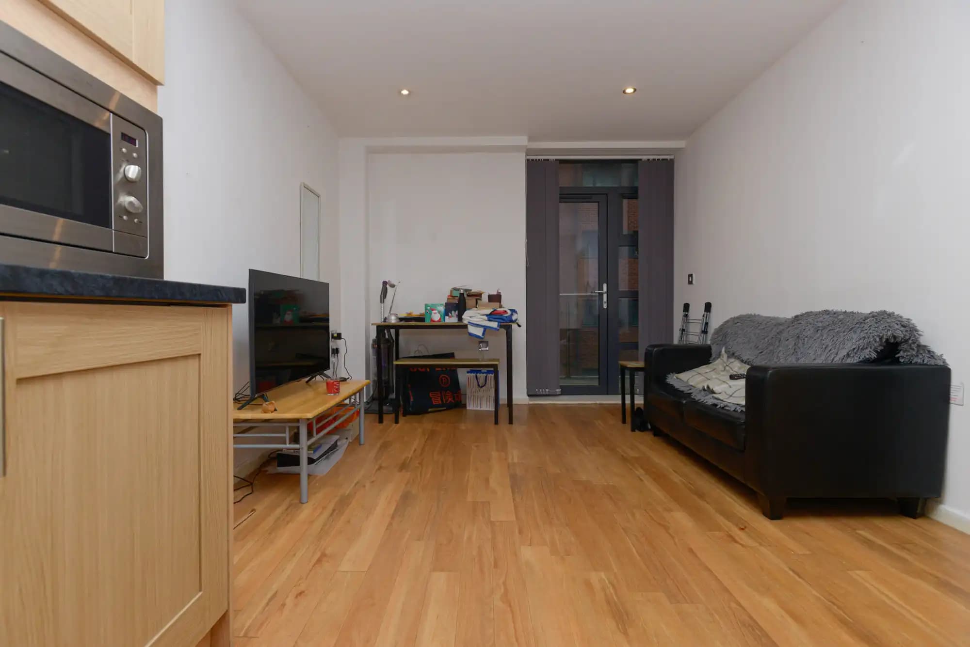 property photo 6 of 15