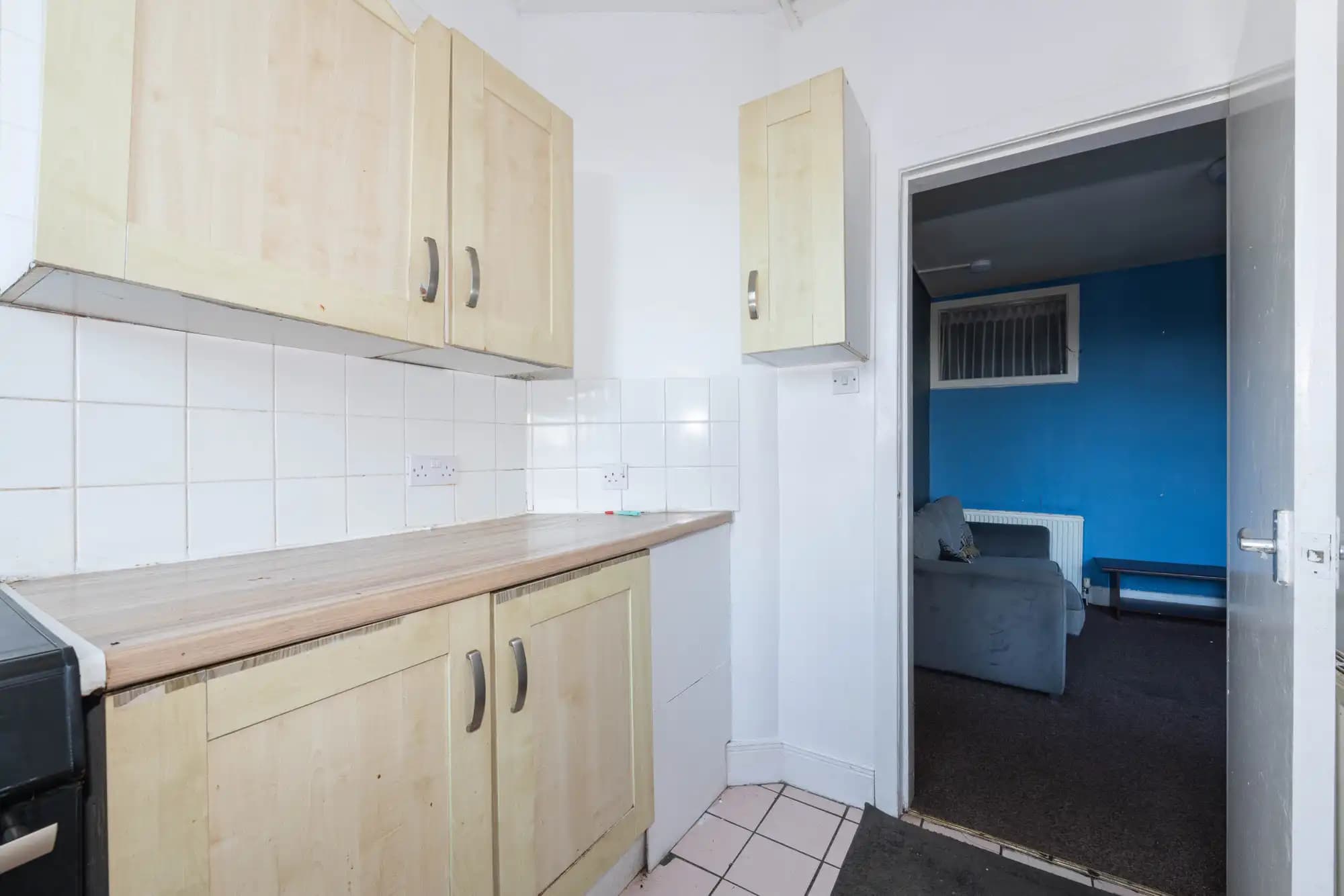 property photo 6 of 21