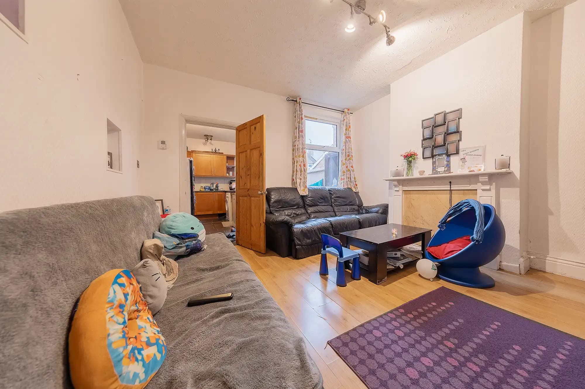 property photo 5 of 22