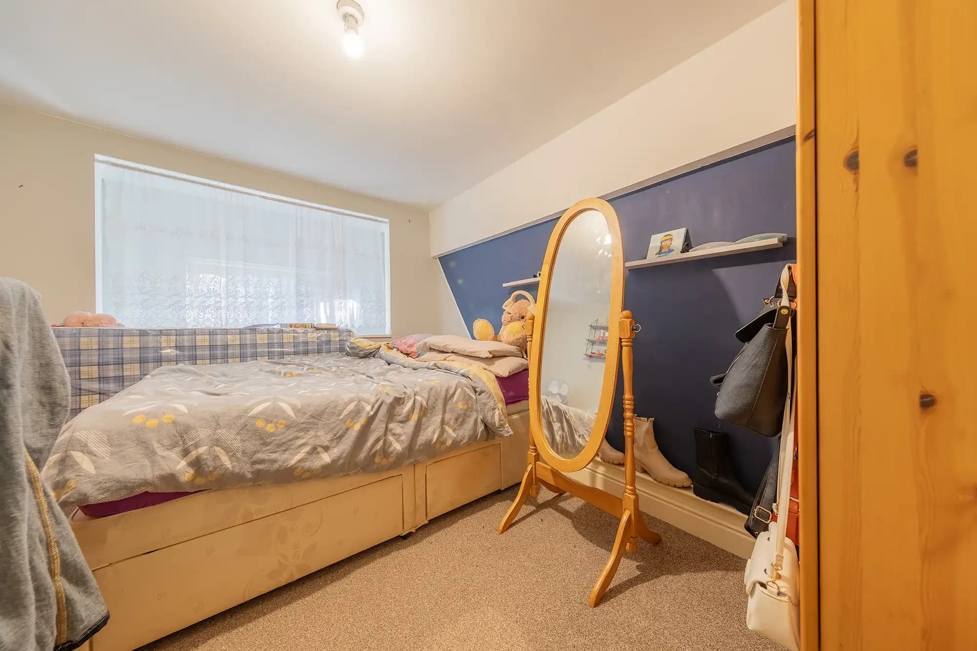property photo 15 of 16
